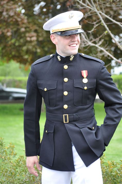 Usmc male officer blue dress blue white dress uniform a and b – Artofit