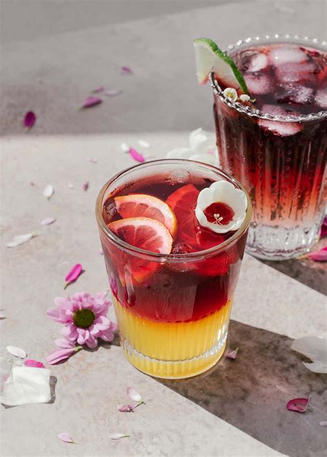 Red wine spritzer - 3 ways