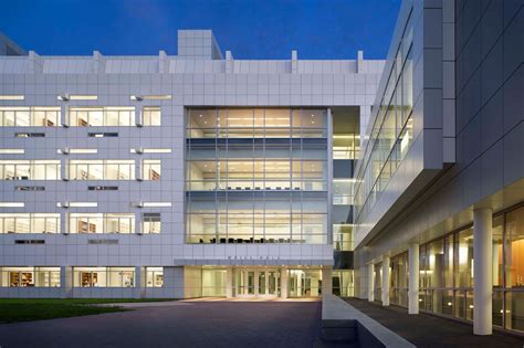 Richard Meier names the Chair of the Department of Architecture at ...