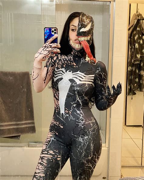 Jay Fett | Cosplayer | I officially finished my new Venom cosplay! 😍 I built the mask years ago ...