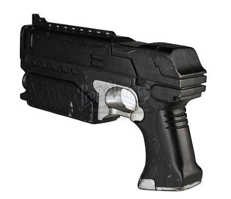 JUDGE DREDD (1995) - Stunt Lawgiver Mk.II