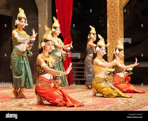 Prumsodun Ok: The Magic Of Khmer Classical Dance – UVCS