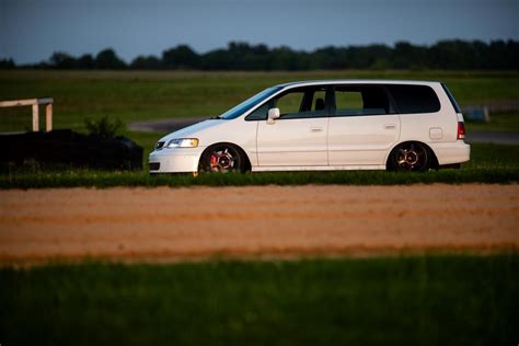K-Swapped RA1 Honda Odyssey - slam the minivan | S3 Magazine
