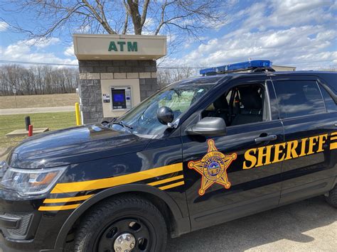 Woman robbed at gunpoint in Magnolia; Tuscarawas County Sheriff’s ...