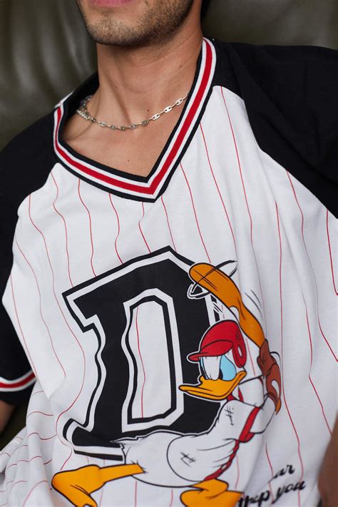 Buy Donald Duck 34 Oversized Jersey | BonkersCorner