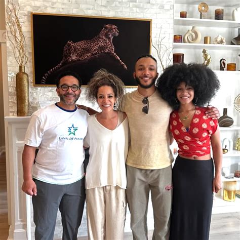 Sunny Hostin's adorable family photo. 🥰📸 - Everyday Delights