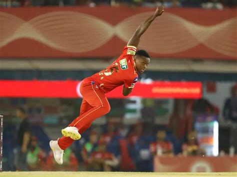 3 fastest bowlers to 100 wickets in the IPL