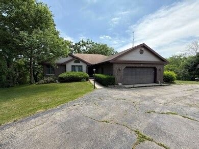 14213 Dunbarton Rd, Gratiot, WI 53541 | Homes.com