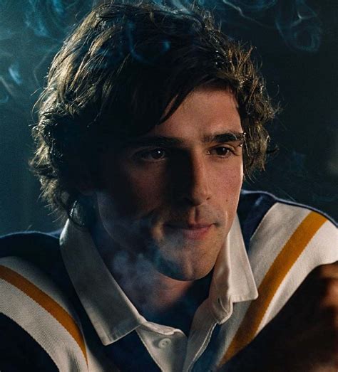 8 Movies on Netflix, Amazon Prime & more that portray the dark side of ...