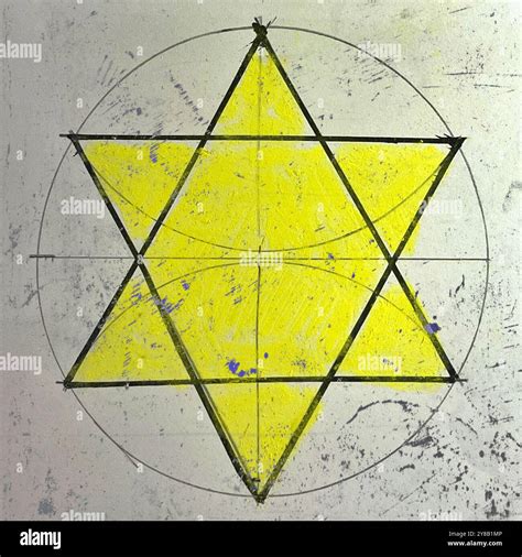 Yellow Star Of David Symbol 328 Jewish Yellow Star Stock Photos,