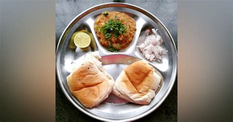 Pav Bhaji At New Arjun Bombay Pav Bhaji, Model Town | LBB