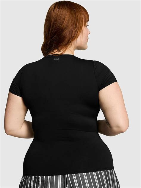 Buy Base Stretch Short-Sleeve Tee Online | Victoria's Secret India