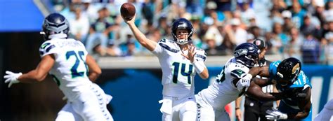 NFL picks today, Patriots vs. Seahawks odds: 2026 Super Bowl expert predictions against the spread, prop bets - CBS Sports