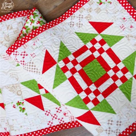 Christmas Table Runner Quilting Patterns Free 的图像结果