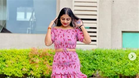 24 year old flight attendant found dead in Mumbai apartment, cleaner ...