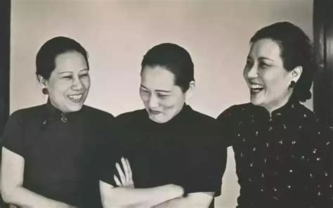 罕见老照片，少女时代的宋氏三姐妹，谁最漂亮？