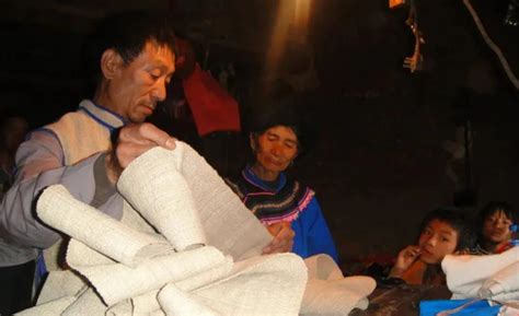 曲靖马龙：彝族火草纺织技艺成踞织“活化石”-国际在线