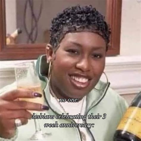 sapphic memes ⚢ ੈ ‧₊˚ | im going crazy this month #wlw #sapphic # ...