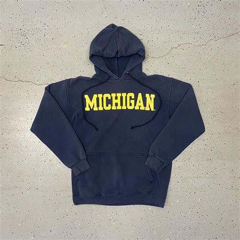 VTG 90s Michigan State Hoodie 100% Authentic Size:... - Depop