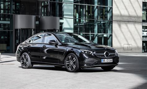 Mercedes-Benz Classe C 220 d Mild hybrid AMG Line Advanced Plus: prezzo e scheda tecnica ...