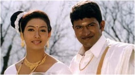 Puneeth Rajkumar's debut film Appu and his first heroine Rakshitha: All ...