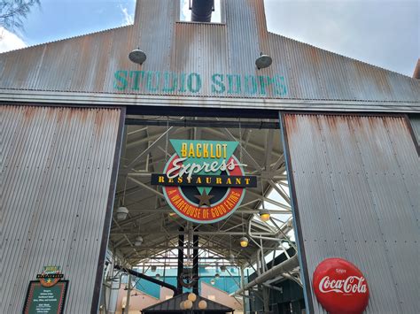 Backlot Express Overview | Disney's Hollywood Studios Dining - DVC Shop