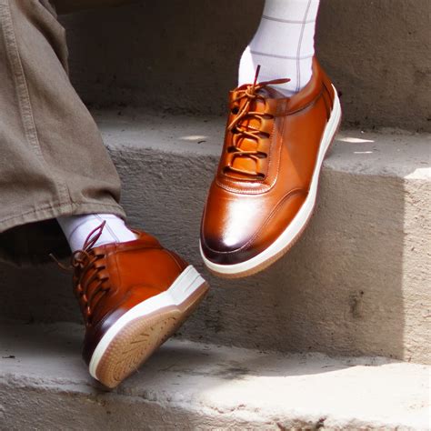 MATR Leather Sneakers with Comfort X Insole – Matr Lifestyle