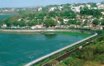 Experience 5 Days Bhopal to Bhimbetka Trip Package | Bhopal, Sanchi ...