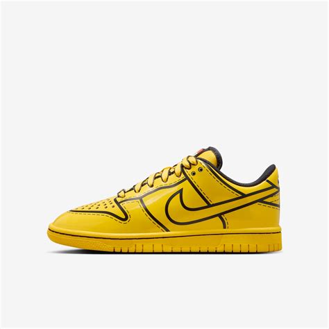 Nike Yellow Nike Dunk Shoes. Nike JP