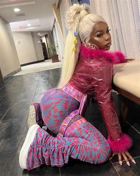 from twitter 💦💦💦 : r/SukiGoodCoochie