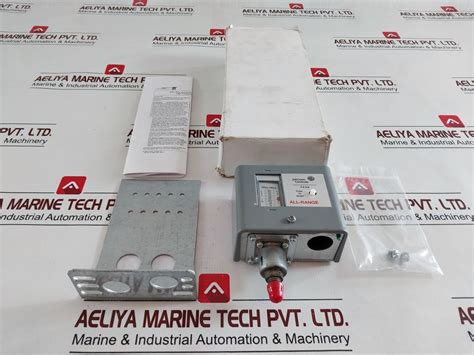 Johnson Controls P170Da-1 Pressure Control – Aeliya Marine Tech
