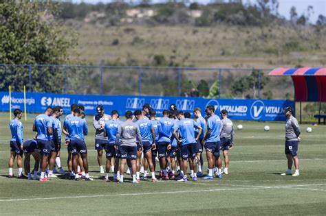 Sem Iago Borduchi, Bahia divulga relacionados para jogo contra o Retrô