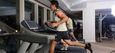 Get A Ripped Physique: 5 Treadmill Workouts That Arent RunOfTheMill