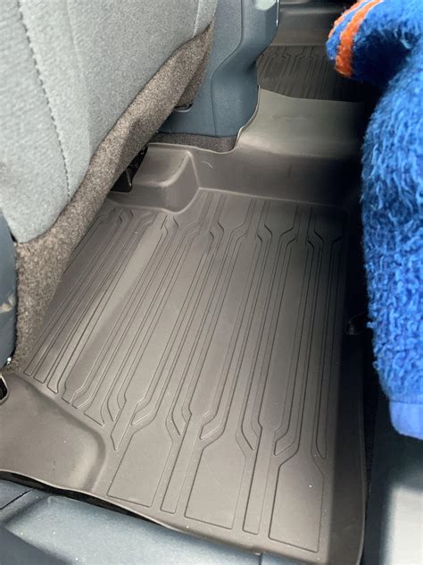 Ford Floor Liners for Hybrid Maverick Installed | MaverickTruckClub ...