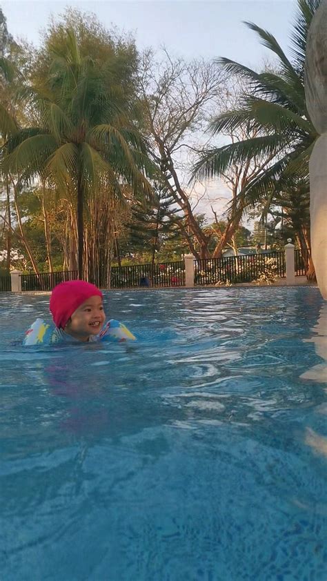 EMERALD MANOR HOTEL (Subic Bay Freeport Zone) - Hotel Reviews, Photos ...