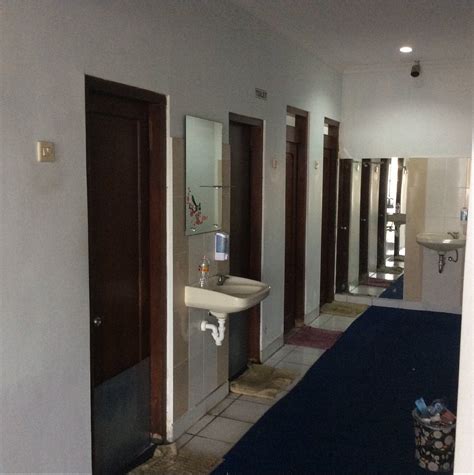 SAKURA HOTEL (Yogyakarta Region) - Inn Reviews & Photos - Tripadvisor