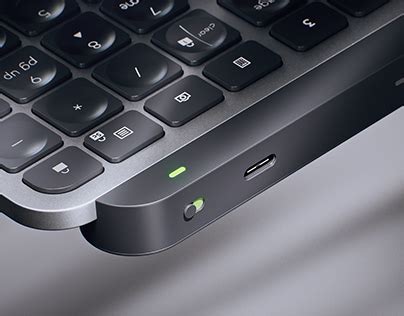 Logitech 的图像结果