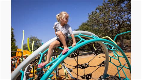 Conejo Creek North Park - Whimsical water and fish-themed playground