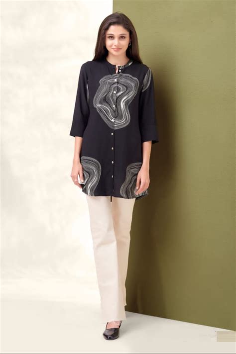 Black Abstract Shirt – Stylez & Trendz