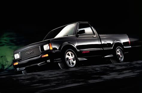 Remembering the Outrageous GMC Syclone 30 Years After It Embarrassed a Ferrari - autoevolution