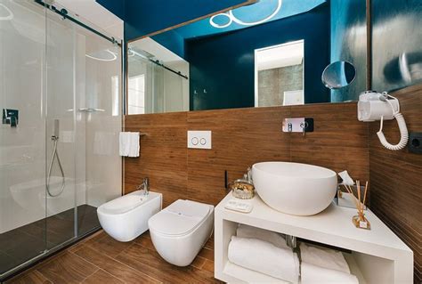 RHEA SILVIA LUXURY SPAGNA (Rome) - Guesthouse Reviews, Photos, Rate ...