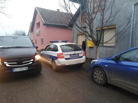 Novosti.rs | Galerija | SAZNAO DA JE LjUBAVNIK NjEGOVE ŽENE? Novi ...