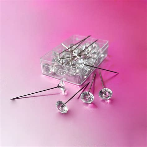 Diamond Head Sewing Pins (Pack of 50) – Materialism