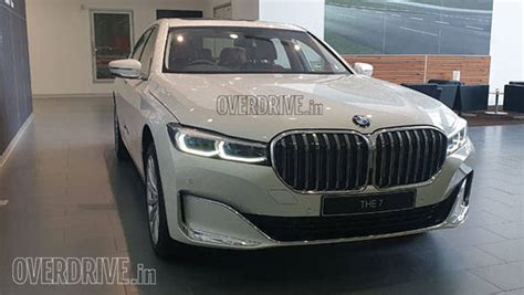 Exclusive: 2019 BMW 7 Series sedan reaches dealership - India launch on ...