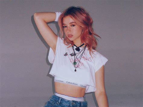 Kayla DiVenere Releases Latest Single “Date Myself” » // MELODIC Magazine