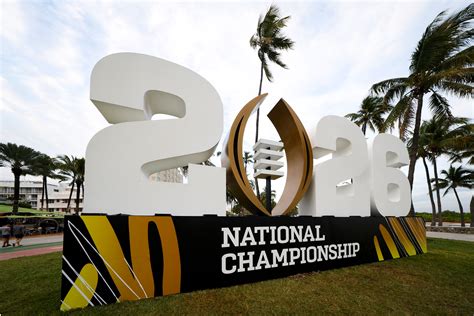 Is There College Football Tonight? Everything to Know About Monday ...