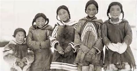 Traditional Forms And Techniques Of Inuit Art