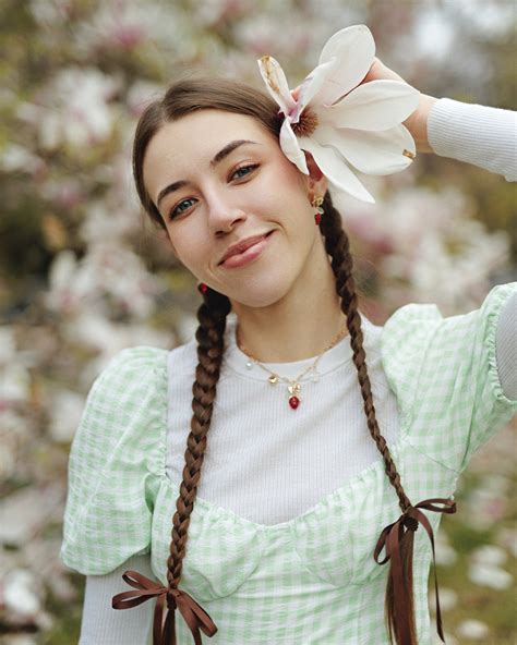 Juicy Gao (@juicy.gao.official) • Instagram photos and videos