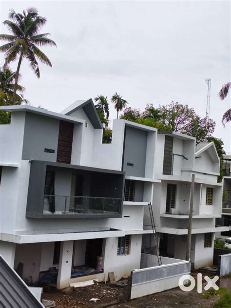 4BHK for sale near to lakeshore hospital, panagad, kochi at 85 lakhs ...