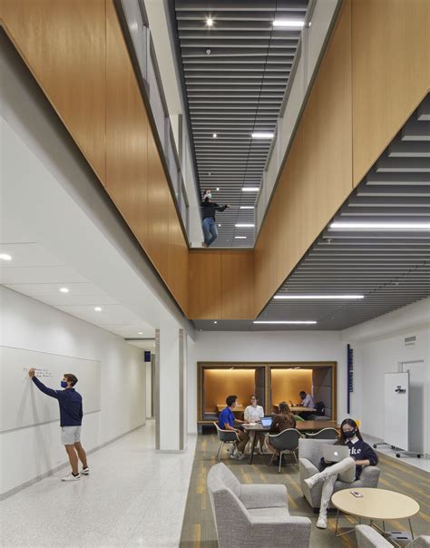 University Engineering Building 的图像结果